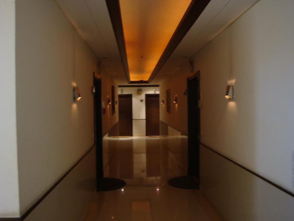 Orans Suites 2 Jeddah Room photo